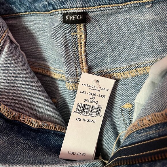 NWT AE Stretch Mom Jean - Picture 8 of 9